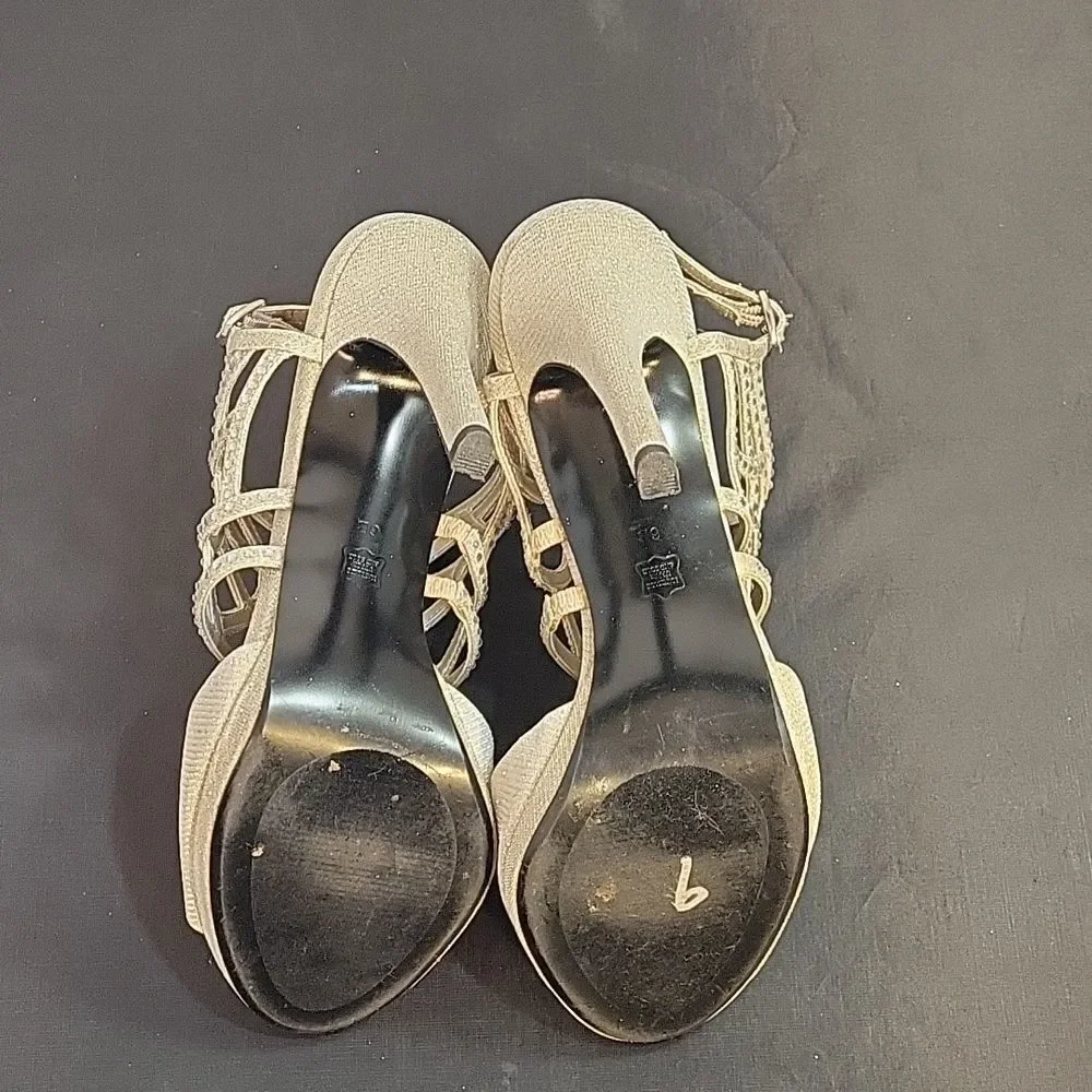 CAPARROS SILVER RHINESTONE EMBELLISHED PEEP TOE ANKLE STRAP HIGH HEEL SANDAL G1
